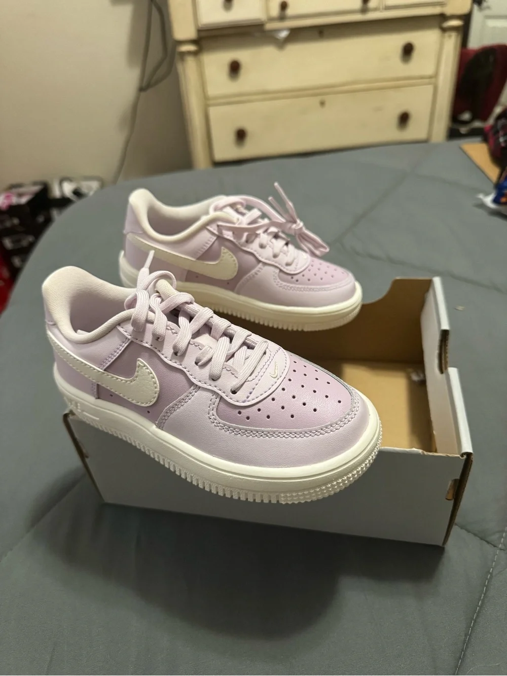 Nike force 1 Kids lavender and White Low-Top Sneakers